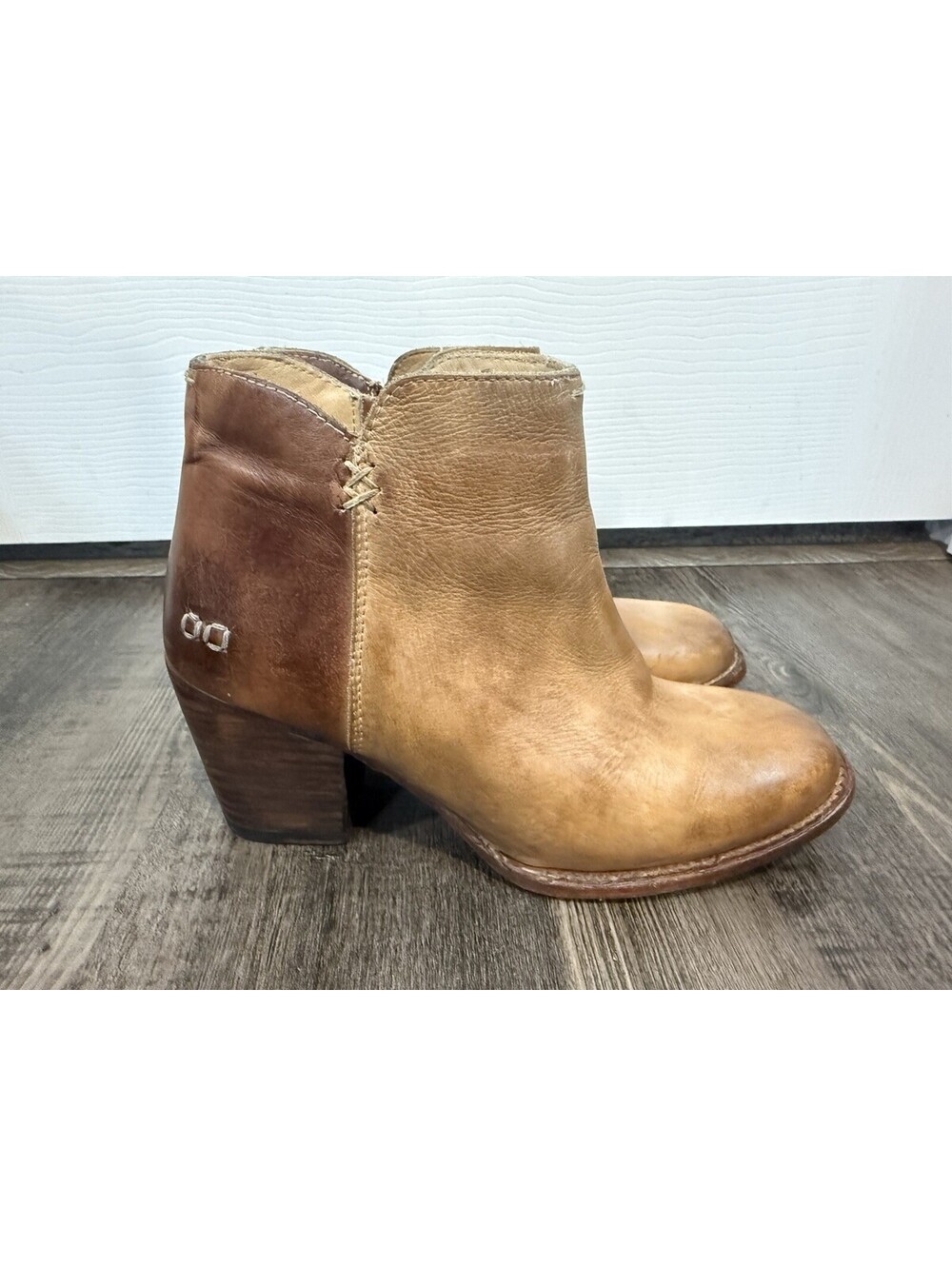 Bed Stu Yell Womens Two Tone Brown Leather Cobbler Made Ankle Boots Sz 8.5